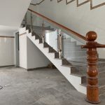 Dịch vụ làm cầu thang kính giá rẻ tại Biên Hòa
